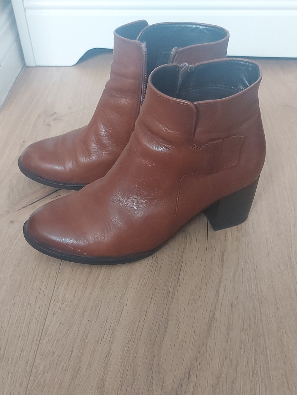 Gabor Women’s Brown Leather Ankle Boots - Classic Heeled Bootie
